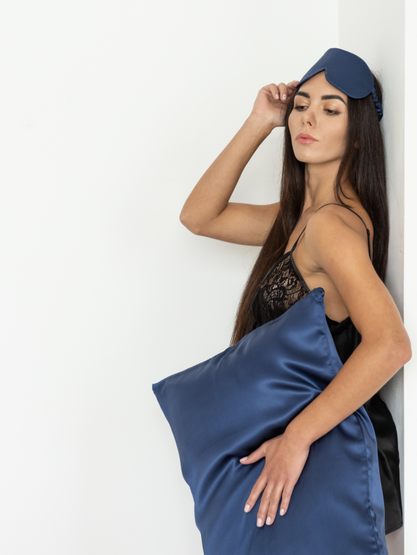Silk pillowcase